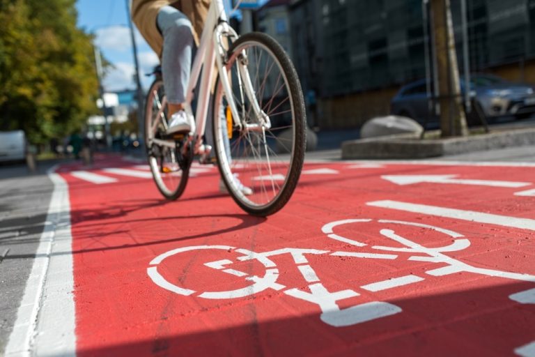 Änderungsantrag zum  Sammel-Konzeptbeschluss und Sammel-Baubeschluss: Überleitung laufender Bauprojekte des Tiefbauamtes gem. der beschlossenen Richtlinie „Bauprozesse“ vom 29. April 2025 und der Hauptsatzung vom 29. Juli 2025  (TOP 19 der Gemeinderatssitzung am 25. November 2025)