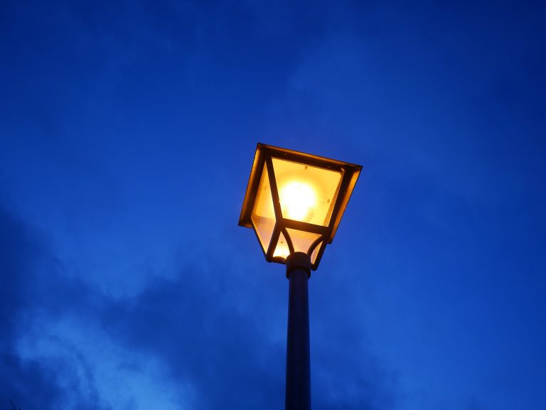 Nachtabsenkung der öffentlichen Straßenbeleuchtung